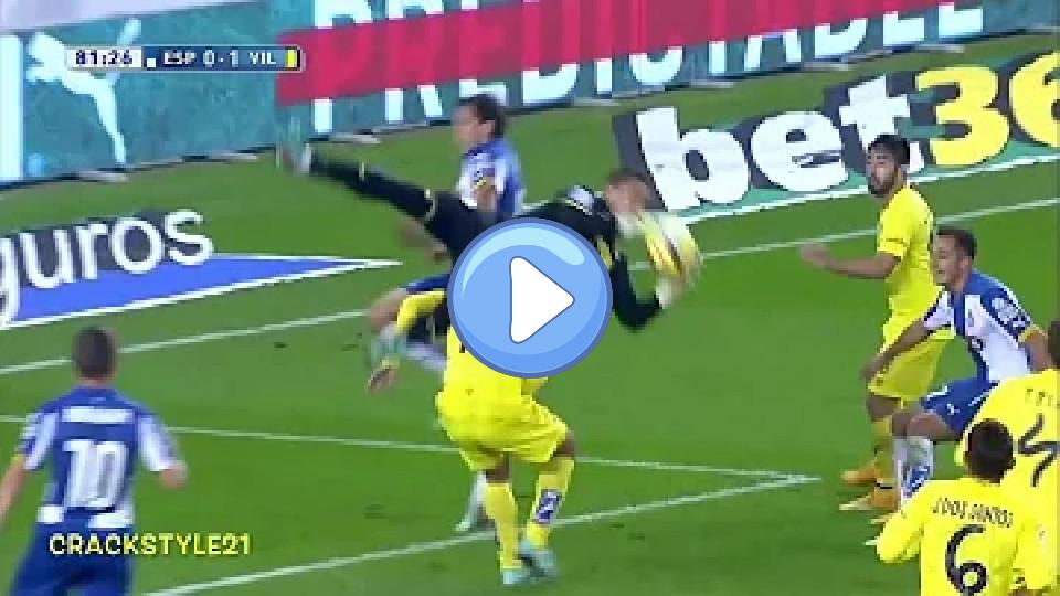 Play video: Goalkeeper Injuries La Liga BBVA Video thumb: Goalkeeper Injuries La Liga BBVA