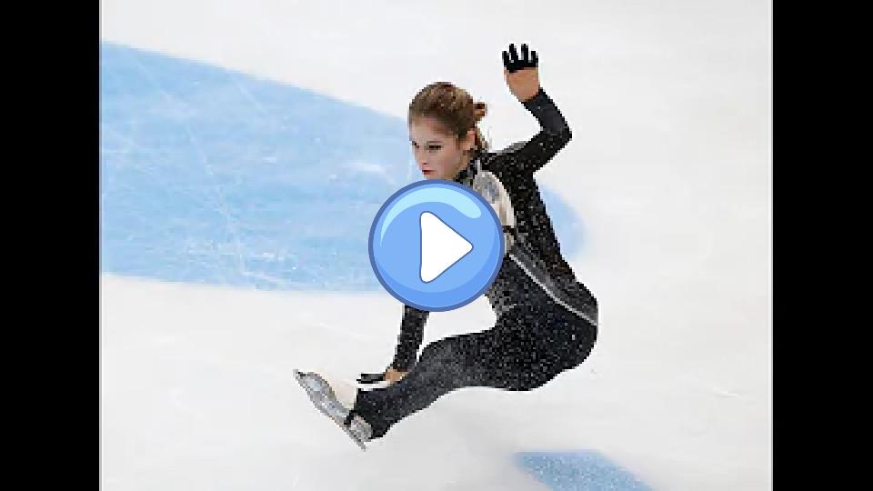 Play video: Yulia Lipnitskaya suffered a serious injury. Video thumb: Yulia Lipnitskaya suffered a serious injury.