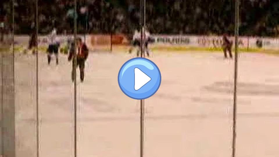 Play video: Canucks' Roberto Luongo injured Video thumb: Canucks' Roberto Luongo injured