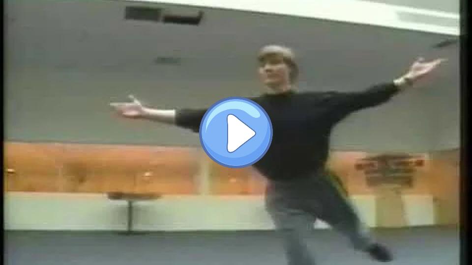 Play video: Triple Axel on the floor (Emanuel Sandhu & Ilia Kulik) Video thumb: Triple Axel on the floor (Emanuel Sandhu & Ilia Kulik)