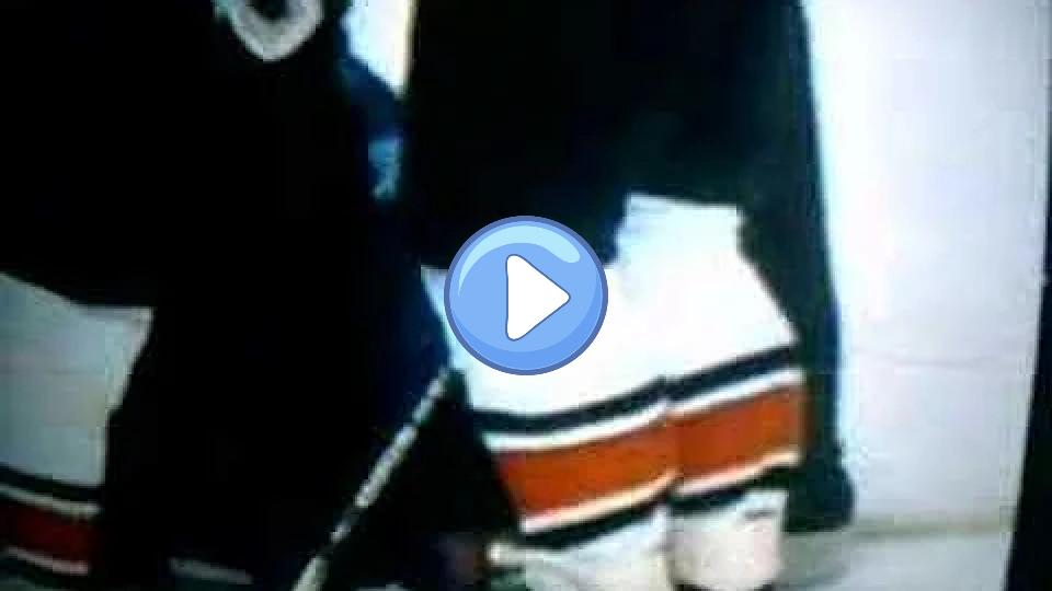 Play video: Ron Hextall Slash Video thumb: Ron Hextall Slash