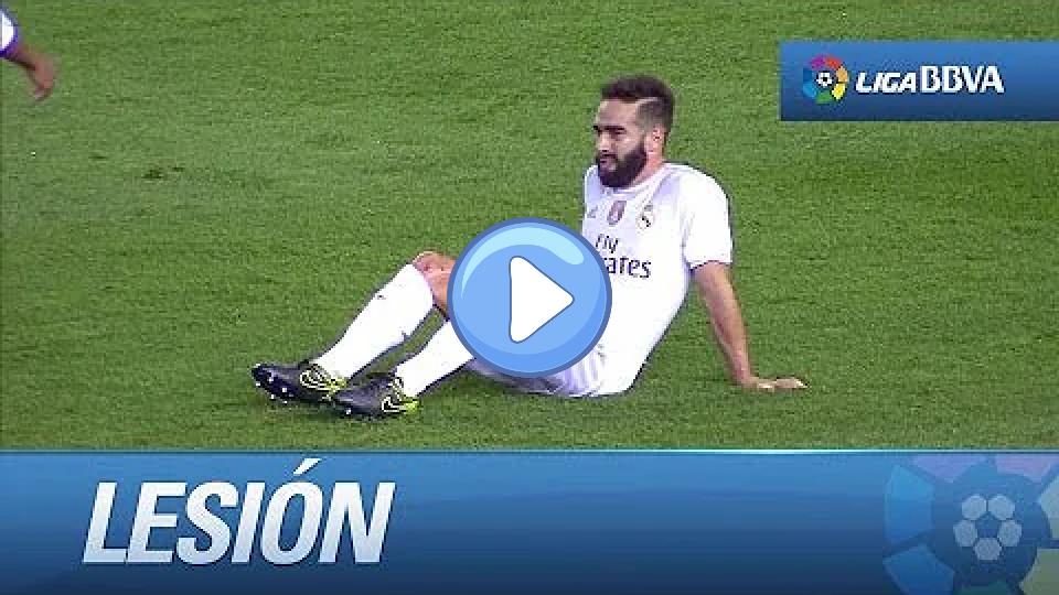 Play video: Injury to Carvajal after a tackle by Óliver Torres Video thumb: Injury to Carvajal after a tackle by Óliver Torres