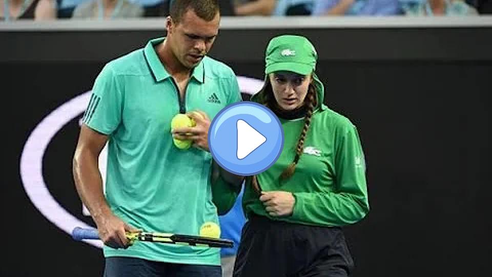 Play video: Tsonga Comes to the Aid of Injured Ballgirl | Australian Open 2016 Video thumb: Tsonga Comes to the Aid of Injured Ballgirl | Australian Open 2016