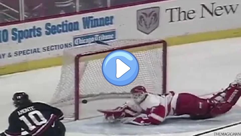 Video thumb: Chris Osgood's Amazing Stick Save on Tony Amonte 1998 (NHL Classic)