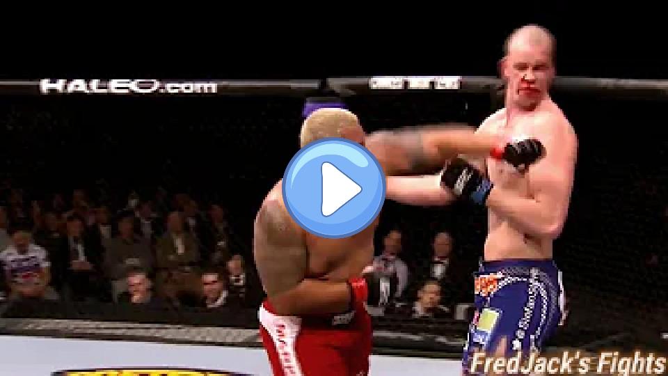 Video thumb: Mark Hunt vs Stefan Struve Highlights (Great Fight, Jaw-Dropping TKO) #UFC #MMA #MarkHunt #Punch