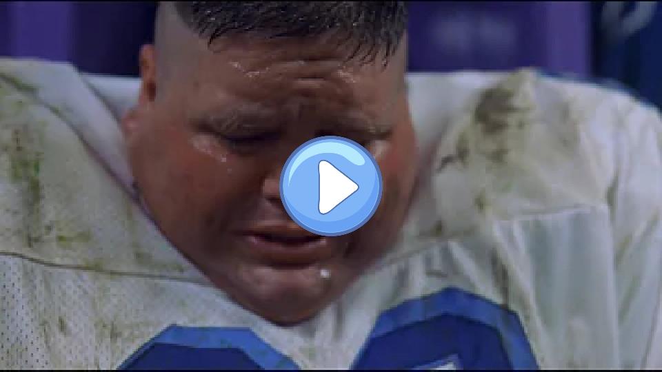 Video thumb: Varsity Blues (1999) - Coach Loses His Temper in the Locker Room