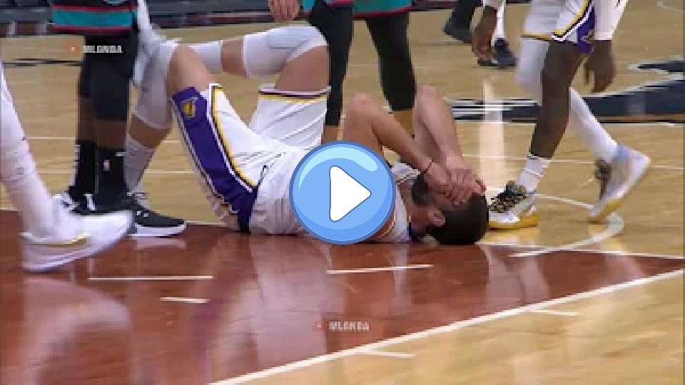 Play video: Marc Gasol is bleeding from a cut above his left eye | Lakers vs. Grizzlies Video thumb: Marc Gasol is bleeding from a cut above his left eye | Lakers vs. Grizzlies