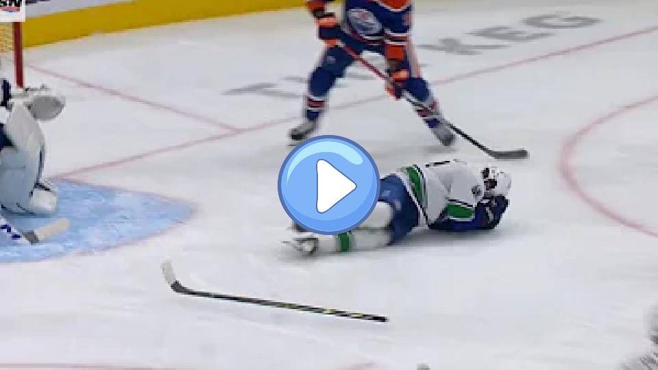 Play video: Quinn Hughes Heads to the Locker Room After Getting High-Sticked by Evander Kane Before EDM Goal Video thumb: Quinn Hughes Heads to the Locker Room After Getting High-Sticked by Evander Kane Before EDM Goal