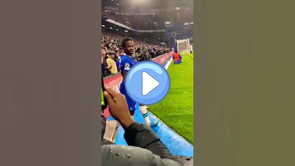 Play video: Sterling was at a loss for words while taking a corner! #IFNNews #Sterling #RaheemSterling #Chelsea Video thumb: Sterling was at a loss for words while taking a corner! #IFNNews #Sterling #RaheemSterling #Chelsea