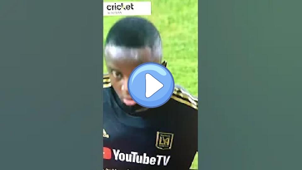 Play video: Zlatan pushes Lletget Video thumb: Zlatan pushes Lletget