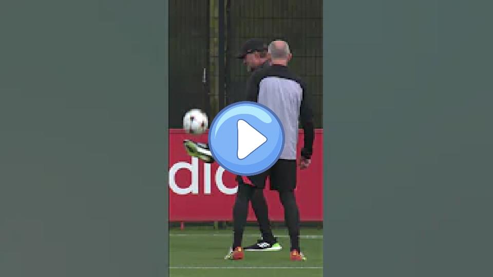 Play video: Taffarel vs. Klopp 😄 Video thumb: Taffarel vs. Klopp 😄
