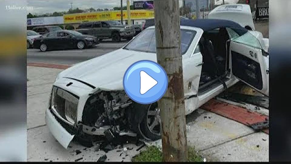 Play video: Attorney: Hawks player Chandler Parsons suffered a 'brain injury' in a crash with a drunk driver Video thumb: Attorney: Hawks player Chandler Parsons suffered a 'brain injury' in a crash with a drunk driver