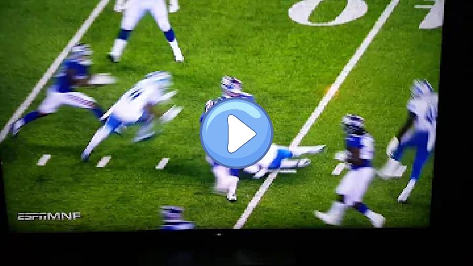 Play video: Eli Manning gets crushed! Video thumb: Eli Manning gets crushed!