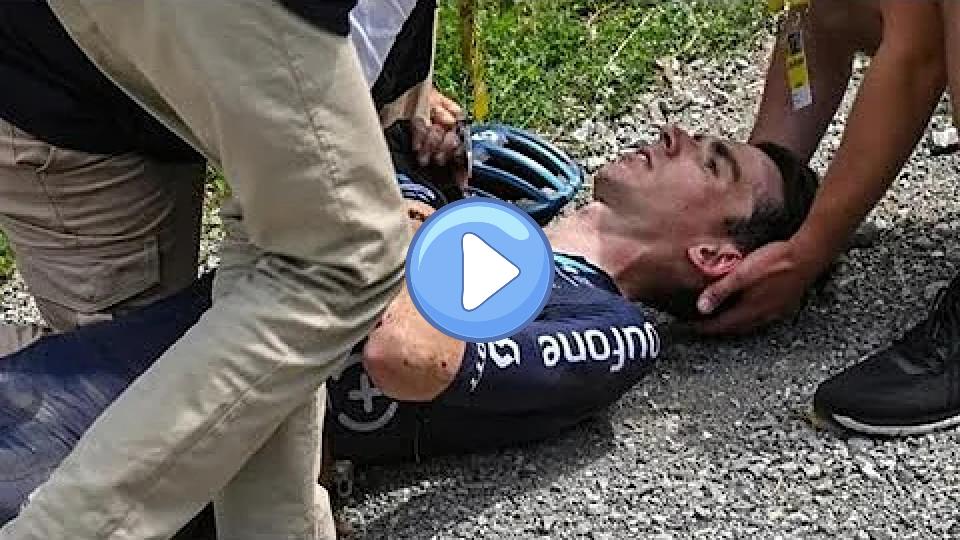 Play video: TOUR DE FRANCE 2023 - Victim of a heavy crash, Romain Bardet abandons during the 14th stage Video thumb: TOUR DE FRANCE 2023 - Victim of a heavy crash, Romain Bardet abandons during the 14th stage