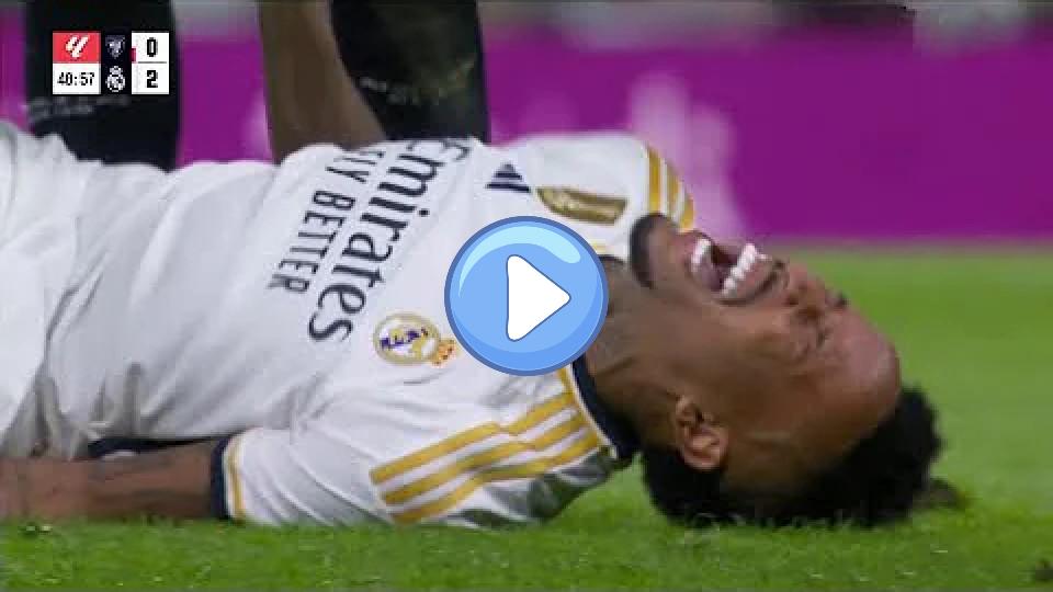 Play video: Éder Militão Injury vs. Athletic Club Video thumb: Éder Militão Injury vs. Athletic Club