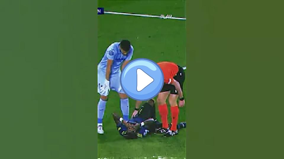 Play video: Fred's injury Video thumb: Fred's injury