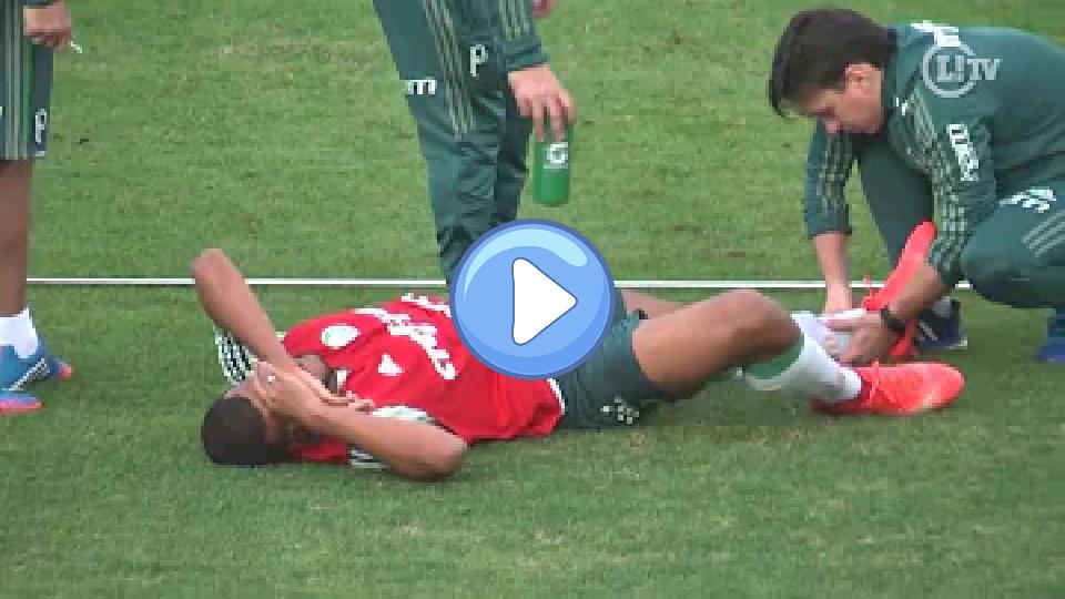 Play video: Gabriel Barbosa, soccer, August 3, 2017 Video thumb: Gabriel Barbosa, soccer, August 3, 2017