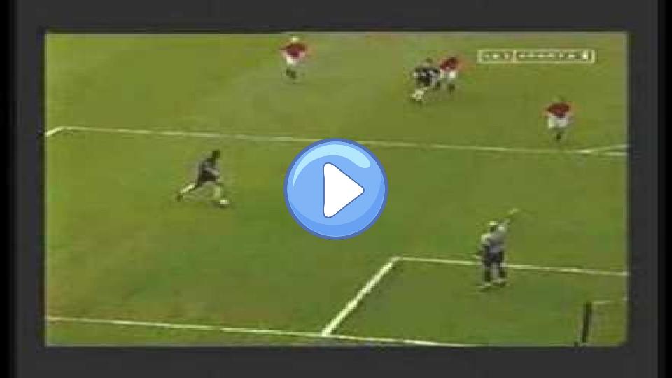 Play video: Barthez's Mistake Video thumb: Barthez's Mistake