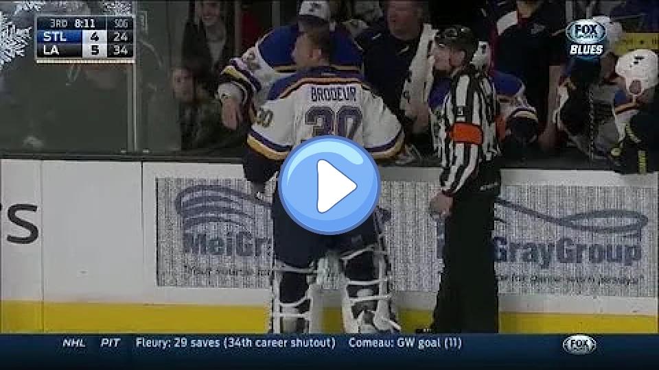Video thumb: Brodeur loses the puck in his equipment.