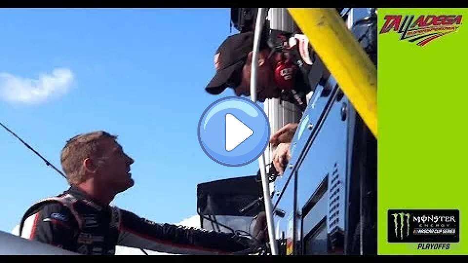 Play video: Clint Bowyer Confronts Pit Crew After Crash Video thumb: Clint Bowyer Confronts Pit Crew After Crash