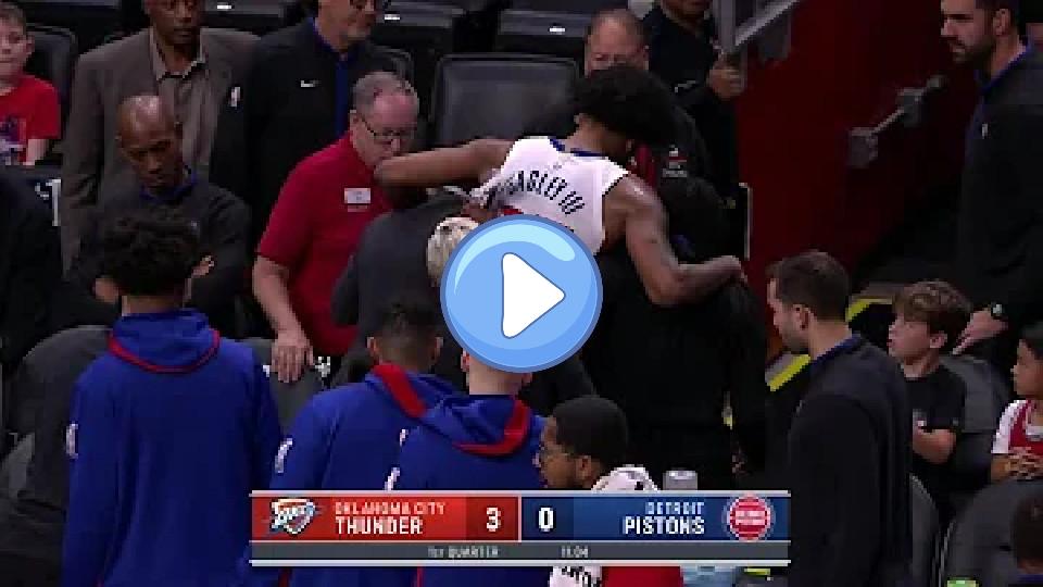 Play video: Marvin Bagley III Suffers Gruesome Knee Injury After Doing Splits Video thumb: Marvin Bagley III Suffers Gruesome Knee Injury After Doing Splits