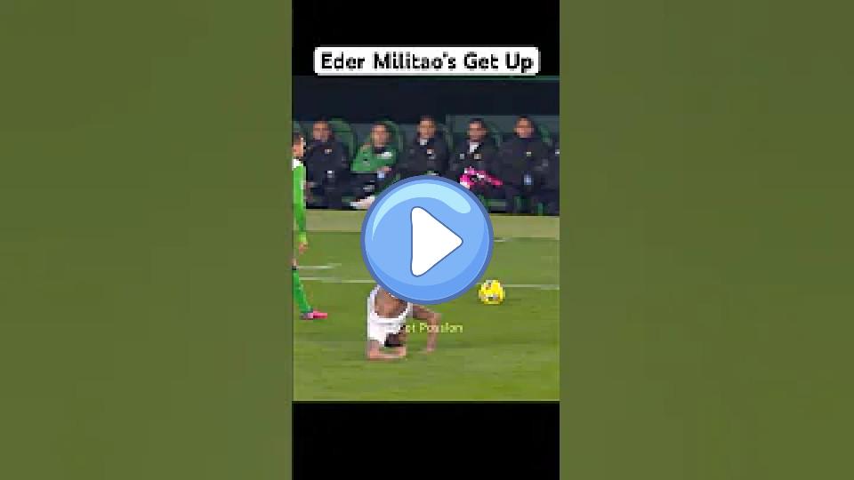 Video thumb: Éder Militão's Trademark Celebration