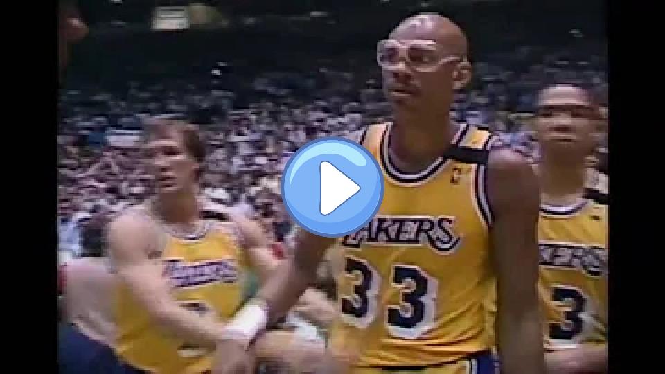 Play video: Kareem Abdul-Jabbar Checks Out for the Final Time Video thumb: Kareem Abdul-Jabbar Checks Out for the Final Time