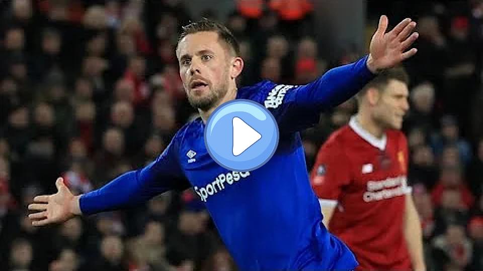 Play video: Gylfi Sigurdsson to see a specialist after a knee injury in Everton's win over Brighton Video thumb: Gylfi Sigurdsson to see a specialist after a knee injury in Everton's win over Brighton