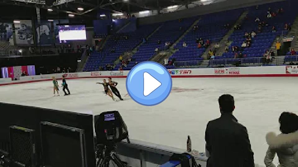 Play video: Scott Moir falling (and striking a pose) at the Canadian Nationals Video thumb: Scott Moir falling (and striking a pose) at the Canadian Nationals