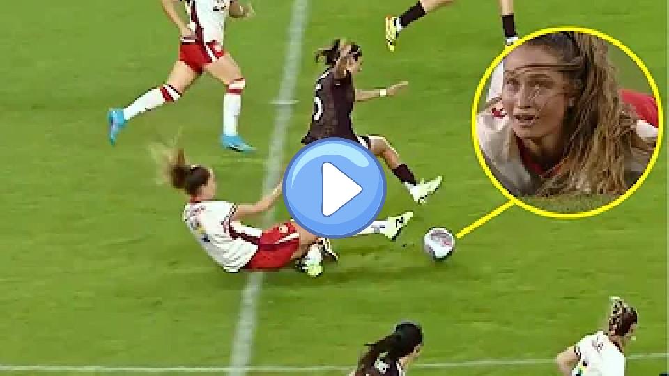 Play video: Jordyn Huitema vs. Karen Luna Duel Gets Physical! 😈 Video thumb: Jordyn Huitema vs. Karen Luna Duel Gets Physical! 😈
