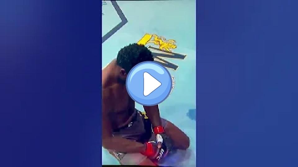 Play video: Chris Weidman Leg Injury - Slow Motion Highlights #UFC #MMA Video thumb: Chris Weidman Leg Injury - Slow Motion Highlights #UFC #MMA