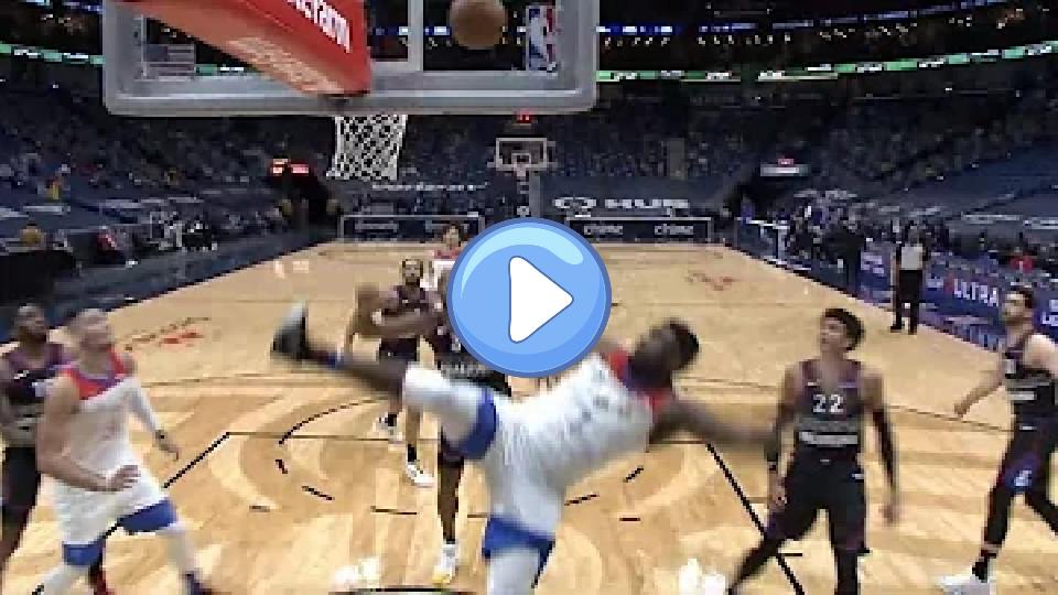 Play video: Dwight Howard pushes Zion Williamson out of the air, causing Zion to take a hard fall. Video thumb: Dwight Howard pushes Zion Williamson out of the air, causing Zion to take a hard fall.