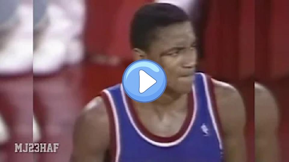 Video thumb: Isiah Thomas Loses It After Being Elbowed by Bill Cartwright (January 31, 1989)
