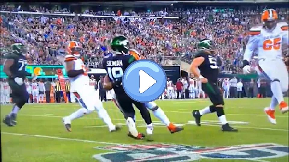 Play video: Trevor Siemian Suffers Ankle Injury Against the Broncos (Dislocated Ankle) Video thumb: Trevor Siemian Suffers Ankle Injury Against the Broncos (Dislocated Ankle)