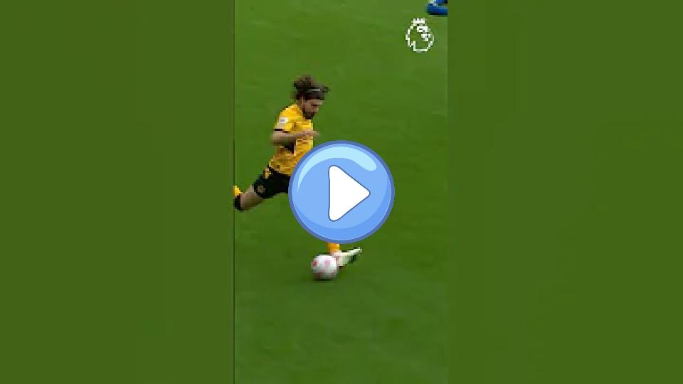 Video thumb: When Coady scored against Everton #Shorts