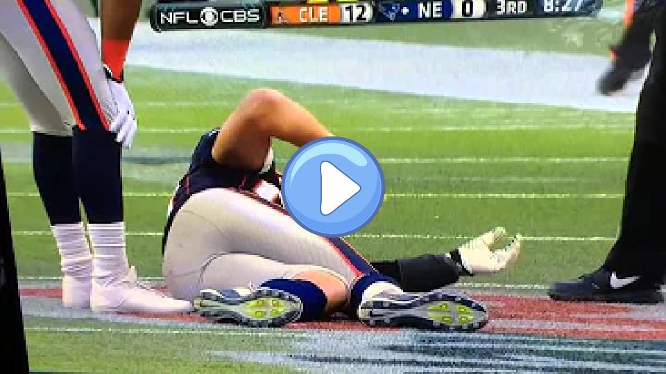Play video: Gronkowski Knee Injury 12/8/13 Video thumb: Gronkowski Knee Injury 12/8/13