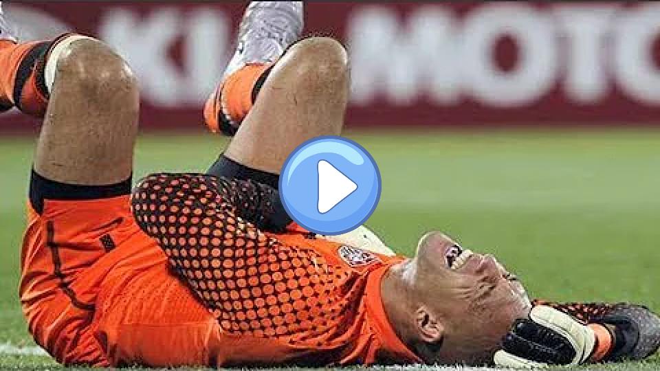 Play video: Tim Howard's Broken Back Injury Video thumb: Tim Howard's Broken Back Injury