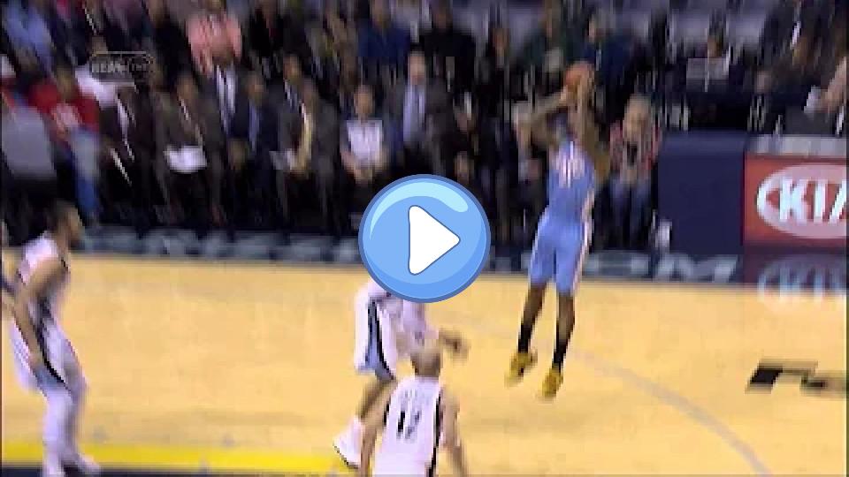 Play video: Vince Carter suffered a non-contact leg injury during the game between the Denver Nuggets and the Memphis Grizzlies. Video thumb: Vince Carter suffered a non-contact leg injury during the game between the Denver Nuggets and the Memphis Grizzlies.