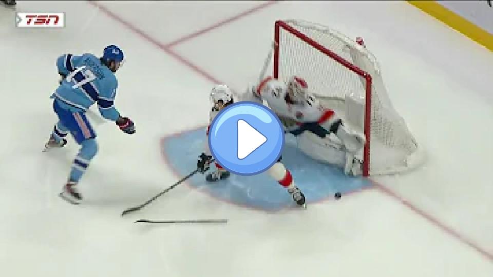 Play video: Sergei Bobrovsky was injured and replaced early in the game against the Canadiens on January 19, 2023. Video thumb: Sergei Bobrovsky was injured and replaced early in the game against the Canadiens on January 19, 2023.