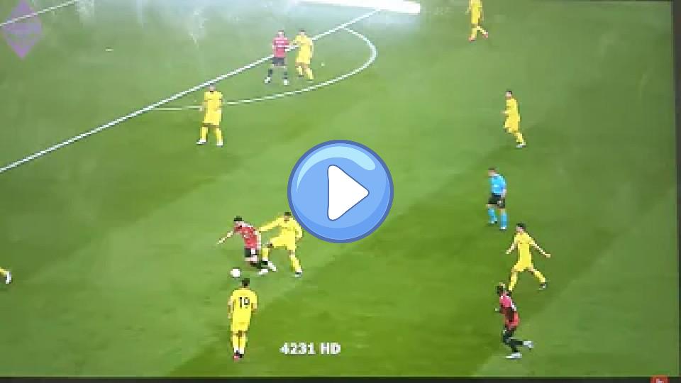 Play video: Bruno Fernandes dives twice against Villarreal | Europa League final Video thumb: Bruno Fernandes dives twice against Villarreal | Europa League final