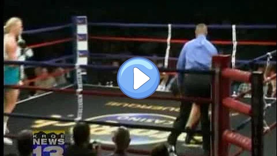 Video thumb: Injury gives Holm an easy win