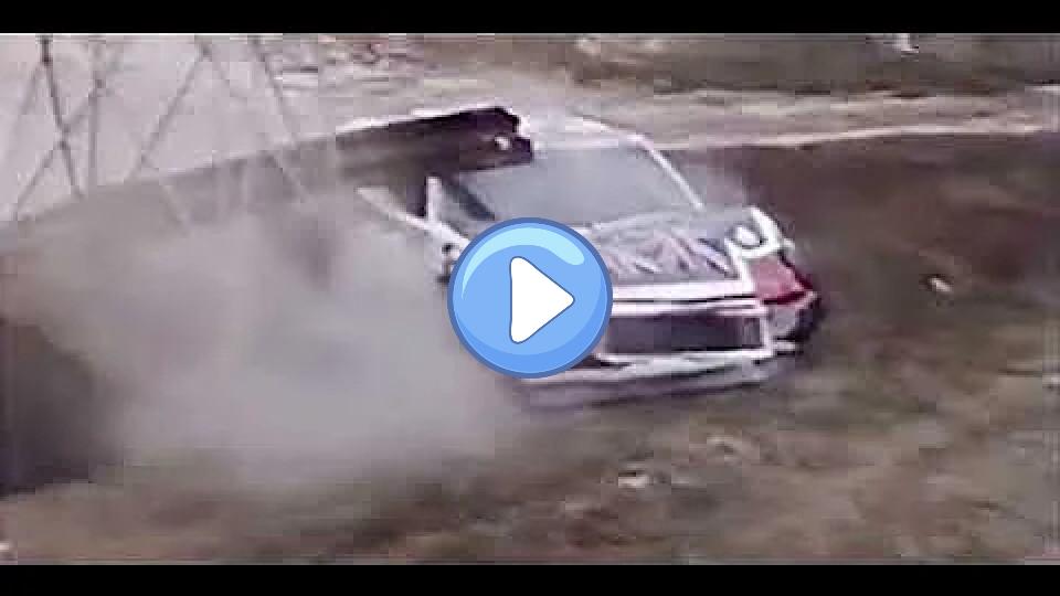 Play video: 1977 Southern 500 - Dick Brooks & Benny Parsons Pit Road Crash Video thumb: 1977 Southern 500 - Dick Brooks & Benny Parsons Pit Road Crash