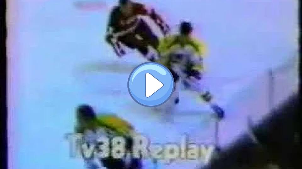 Play video: Bobby Orr's Knee Injury Video thumb: Bobby Orr's Knee Injury