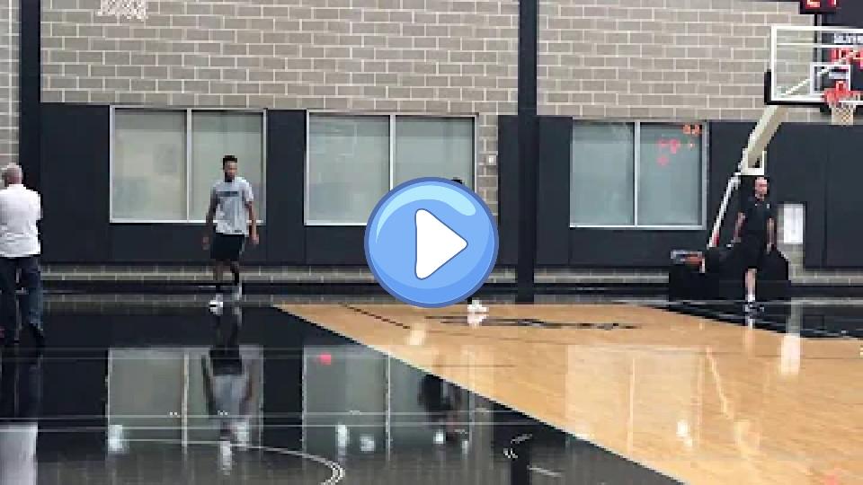 Play video: Rudy Gay is moving around quite well after his injury | ESPN Video thumb: Rudy Gay is moving around quite well after his injury | ESPN