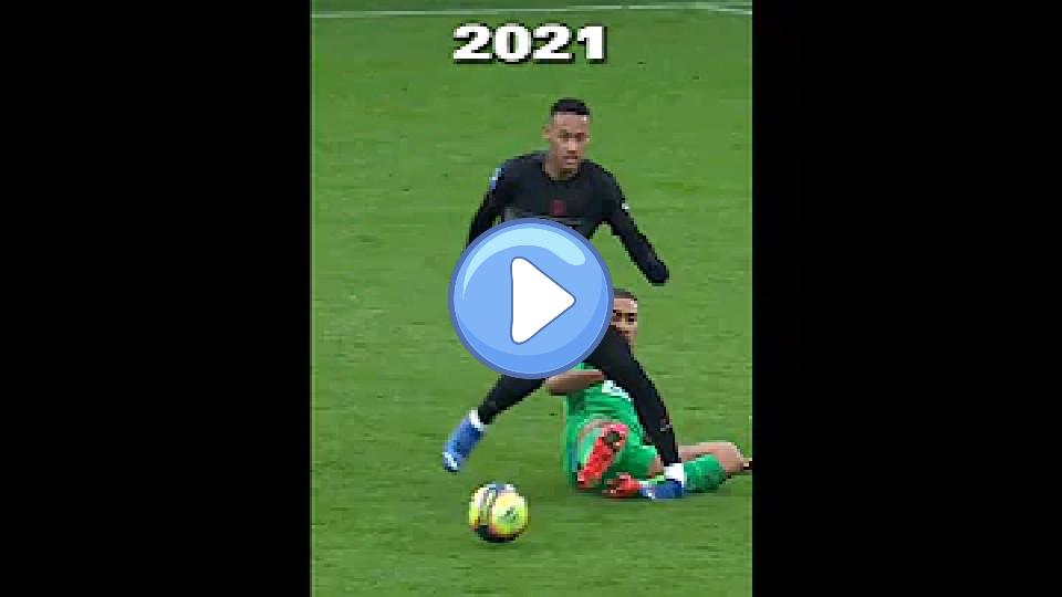 Play video: Neymar Injury Curse 😔 (2014-2023) #shorts Video thumb: Neymar Injury Curse 😔 (2014-2023) #shorts