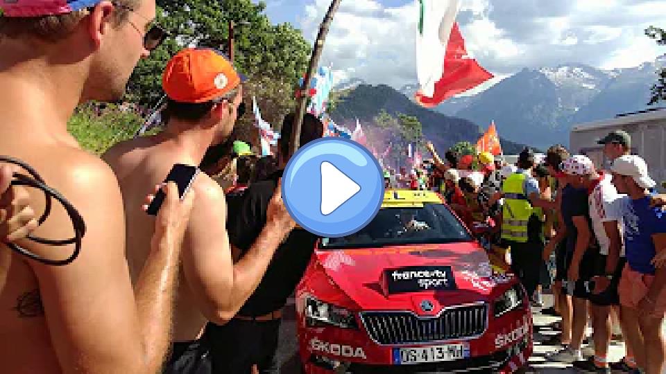 Play video: Alpe d'Huez 2018 - Nibali Crash - Fall of Vincenzo Nibali Video thumb: Alpe d'Huez 2018 - Nibali Crash - Fall of Vincenzo Nibali