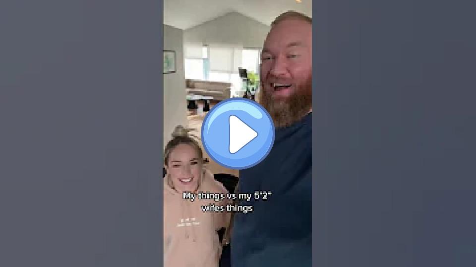Play video: My things vs. my 5'2 Video thumb: My things vs. my 5'2