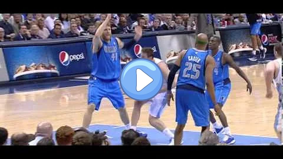 Play video: Danilo Gallinari leaves with a knee injury vs. Mavericks Video thumb: Danilo Gallinari leaves with a knee injury vs. Mavericks