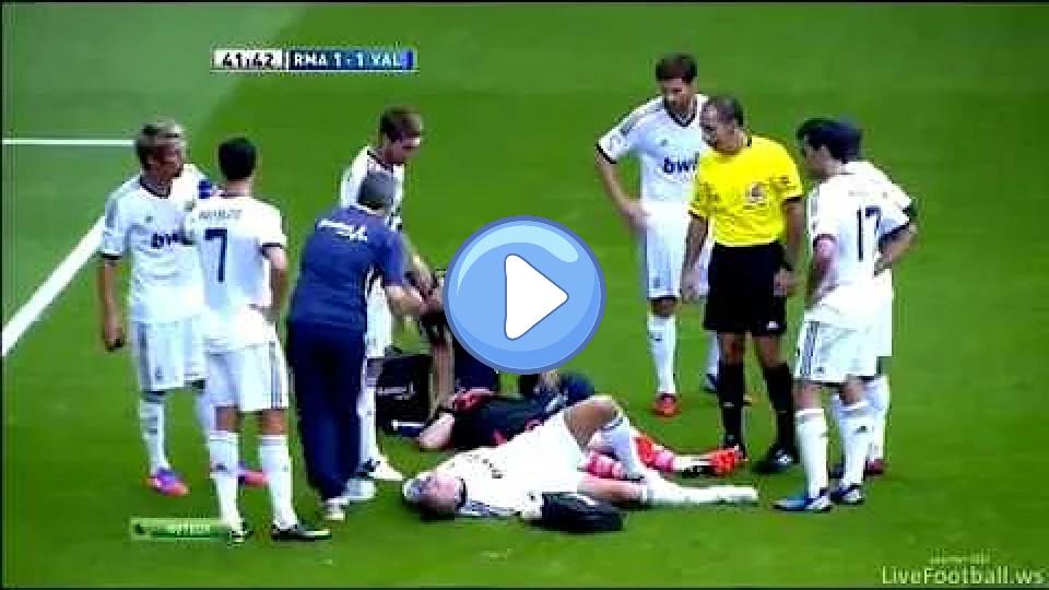 Play video: Real Madrid vs. Valencia 1-1: Painful Pepe and Iker Casillas Collision Video thumb: Real Madrid vs. Valencia 1-1: Painful Pepe and Iker Casillas Collision