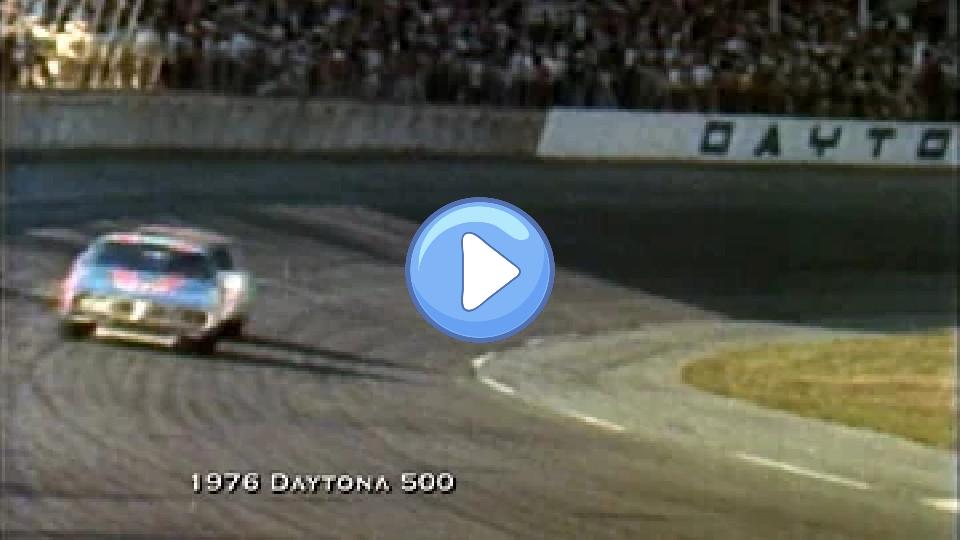 Video thumb: Petty vs. Pearson: The 1976 Daytona 500